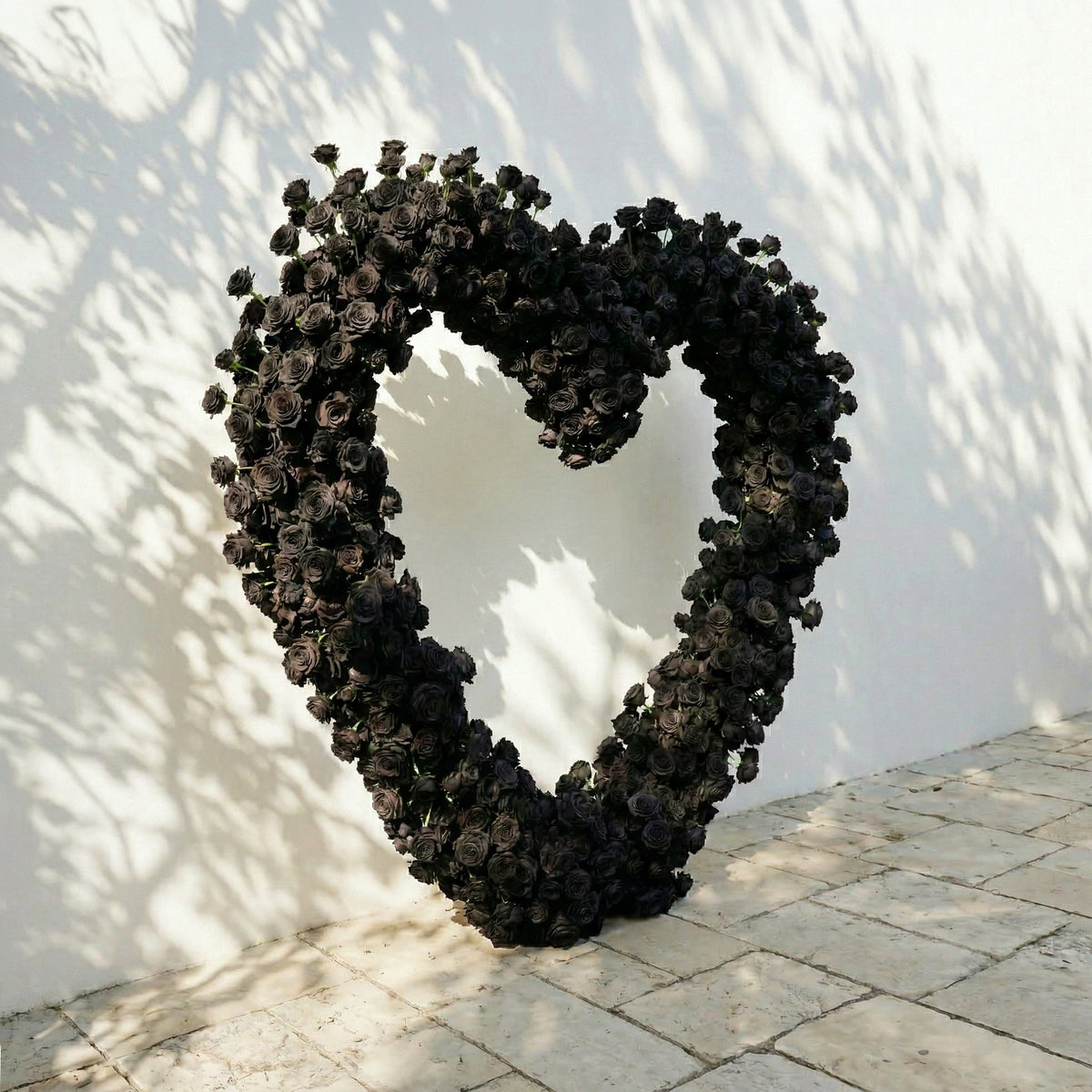 Avenya: Midnight Black Flower Heart Arch Decroation for Luxury Events & Parties | Ceremony & Event Decor