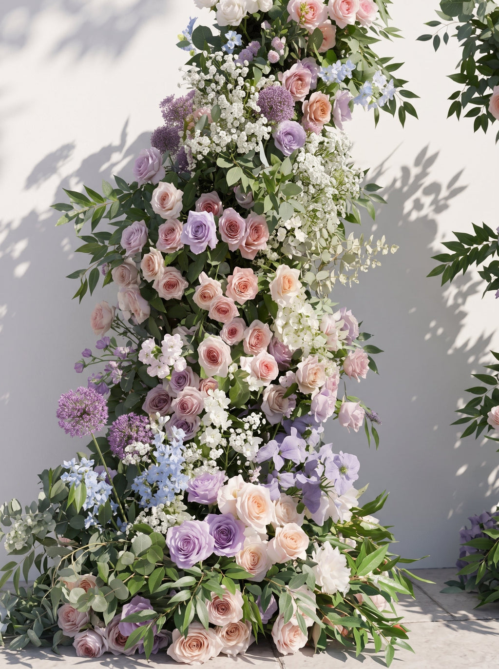 Frelyn Luxury Horn Shaped Flower Arch with Frame for Wedding Party Event Backdrop Decoration — floral detail